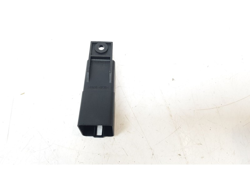 Recambio de caja precalentamiento para land rover discovery sport pure referencia OEM IAM FX23189E2AC 0281003123 