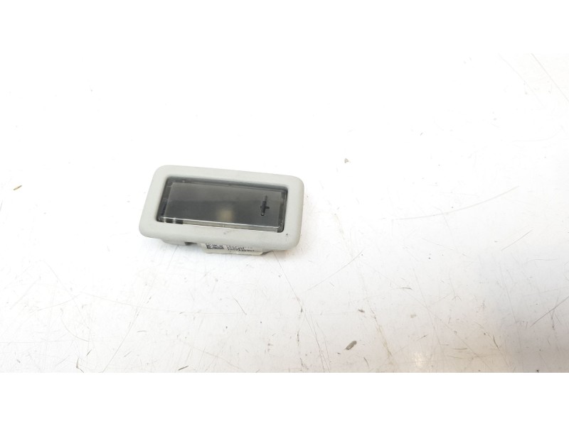 Recambio de luz interior para land rover discovery sport pure referencia OEM IAM FK7213776  