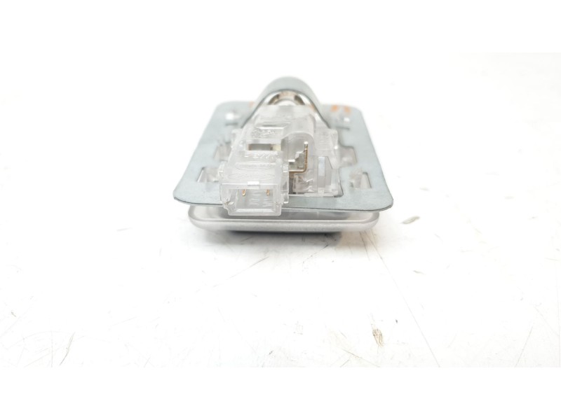 Recambio de luz interior para land rover discovery sport pure referencia OEM IAM 152937  