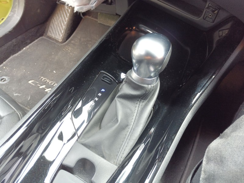 Recambio de palanca cambio para toyota c-hr (_x1_) 1.8 hybrid (zyx10_, zyx11_) referencia OEM IAM   