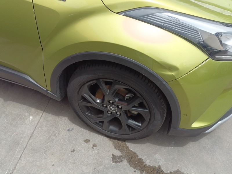 Recambio de aletin delantero derecho para toyota c-hr (_x1_) 1.8 hybrid (zyx10_, zyx11_) referencia OEM IAM   