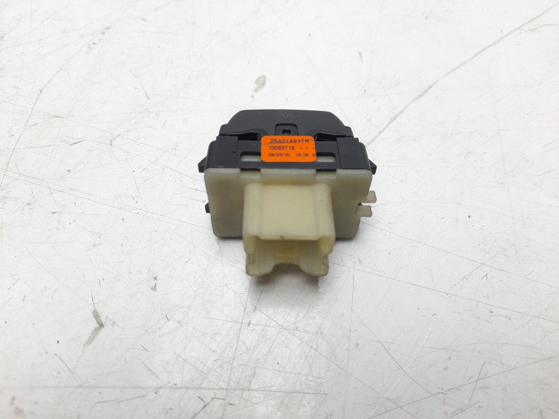 Recambio de mando elevalunas delantero derecho para dacia sandero 1.5 dci diesel fap cat referencia OEM IAM 254214937R  