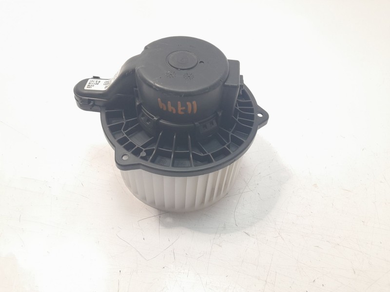 Recambio de ventilador calefaccion para kia ceed concept referencia OEM IAM 97113J7000  