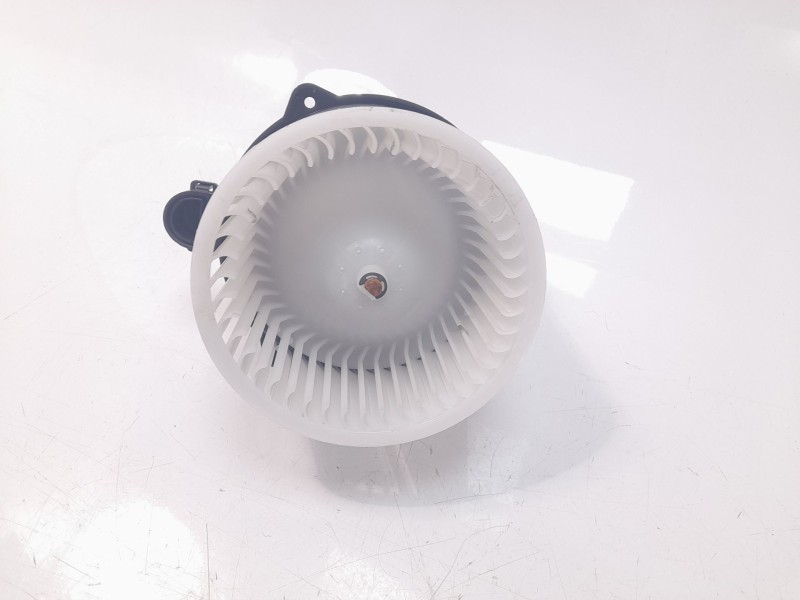 Recambio de ventilador calefaccion para kia ceed concept referencia OEM IAM 97113J7000  