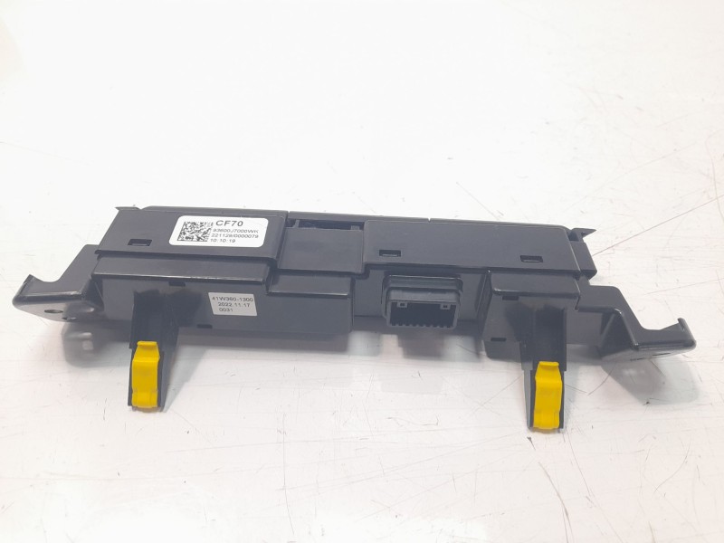 Recambio de warning para kia ceed concept referencia OEM IAM 93600J7000WK  