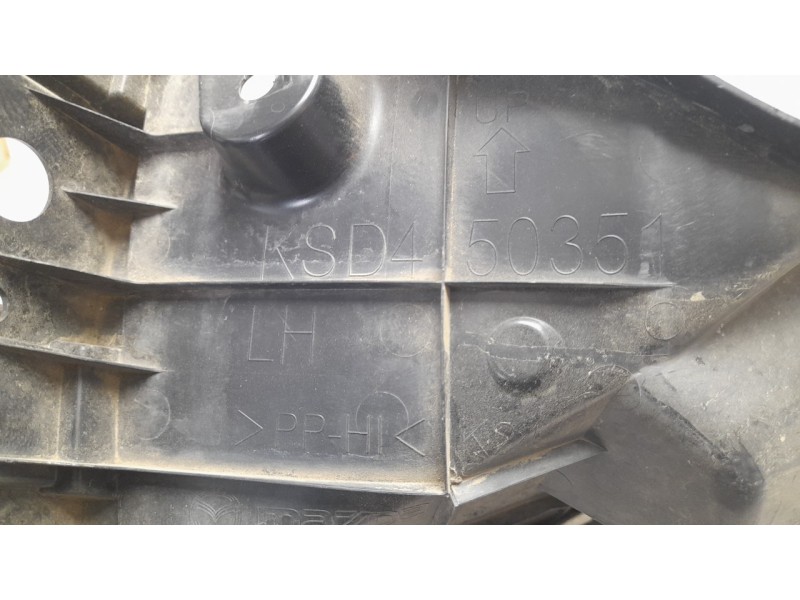 Recambio de moldura para mazda cx-5 2.0 cat referencia OEM IAM KSD450351  