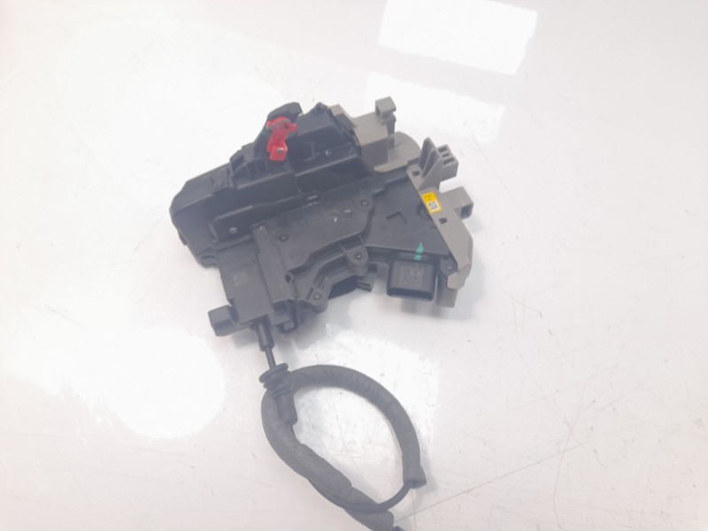 Recambio de cerradura puerta trasera derecha para kia ceed concept referencia OEM IAM 81420J7000  