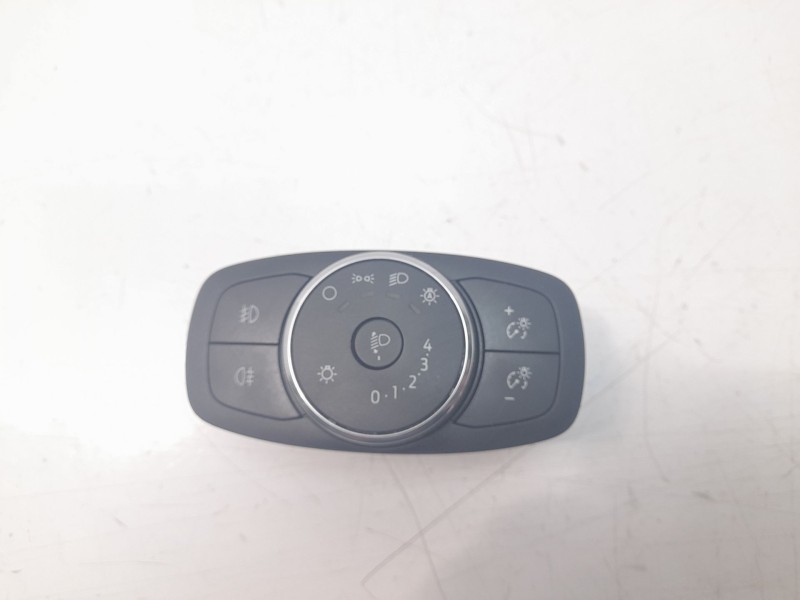 Recambio de mando luces para ford focus st-line referencia OEM IAM 1050797300  
