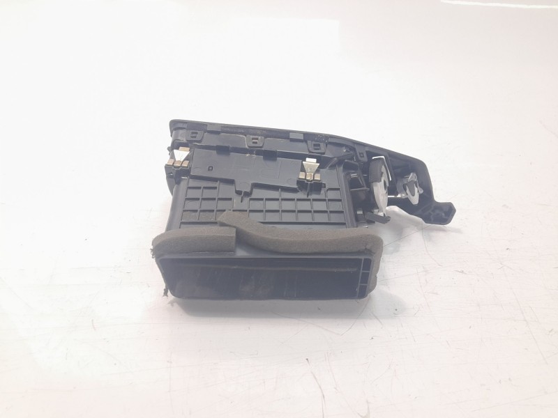 Recambio de aireador derecho para ford focus st-line referencia OEM IAM JX7B19893C  