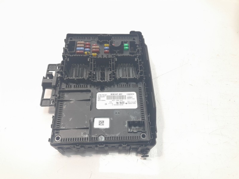 Recambio de caja reles / fusibles para ford focus st-line referencia OEM IAM NU5T15604BJCE 20220819 