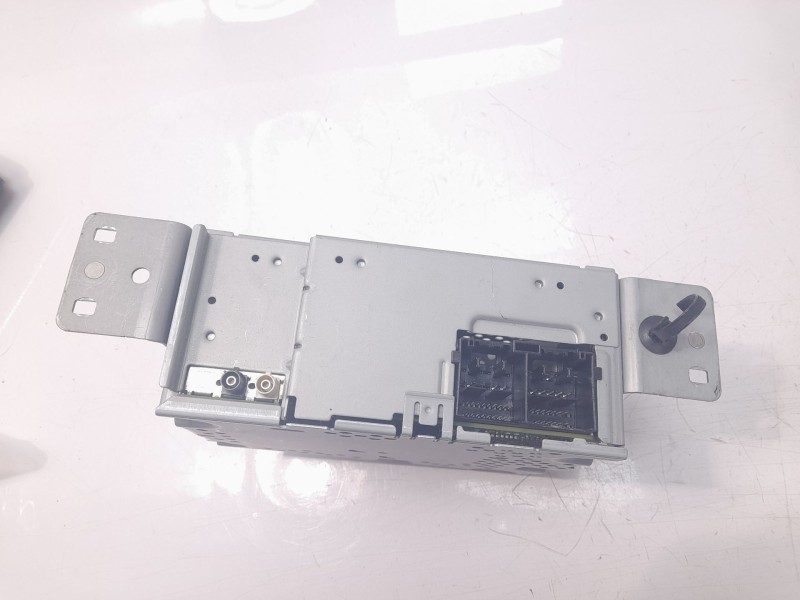 Recambio de sistema audio / radio cd para ford focus st-line referencia OEM IAM MX6T18K810LA  