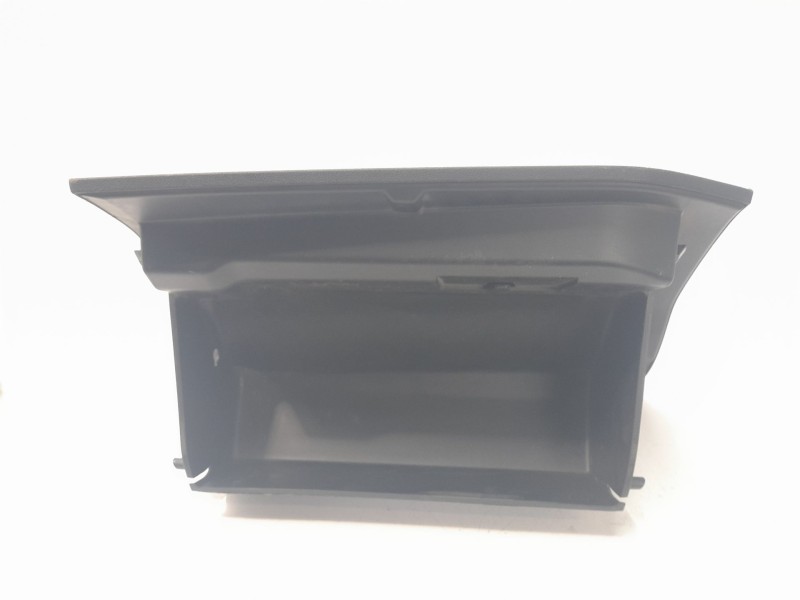 Recambio de guantera para ford focus st-line referencia OEM IAM JX7BA06040AEW  