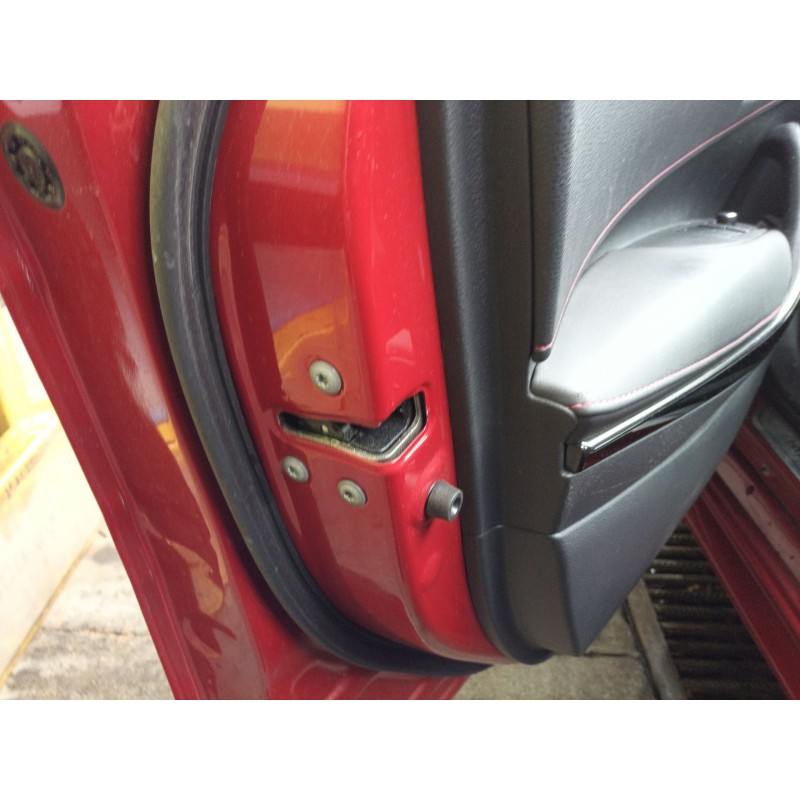 Recambio de cerradura puerta delantera izquierda para toyota corolla station wagon (_e21_) 2.0 hybrid (mzeh12) referencia OEM IA