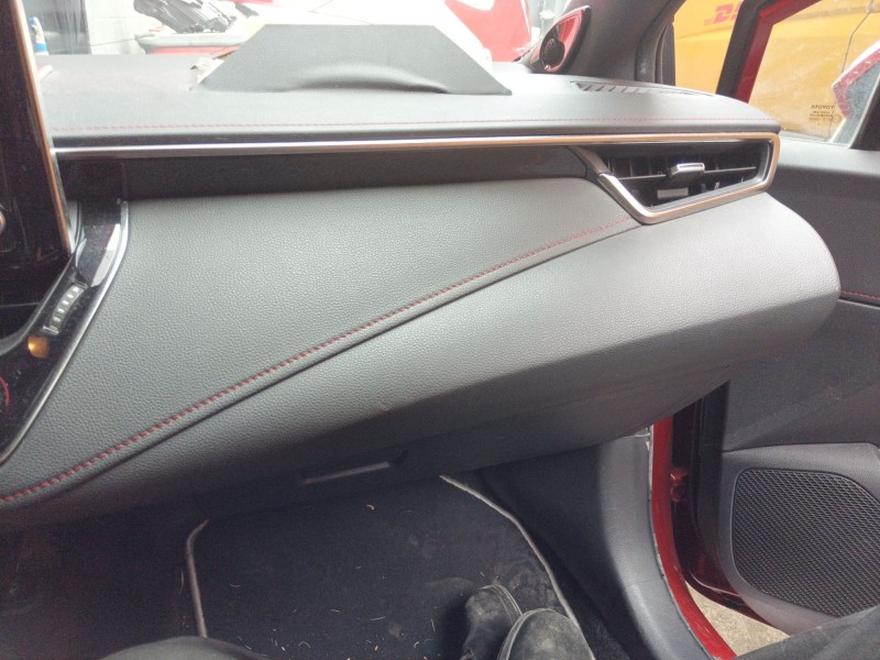 Recambio de guantera para toyota corolla station wagon (_e21_) 2.0 hybrid (mzeh12) referencia OEM IAM   