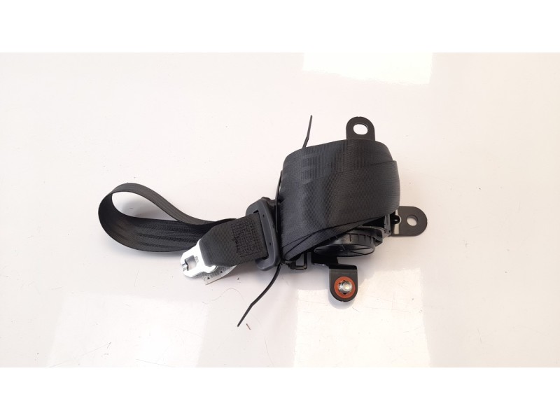Recambio de cinturon seguridad trasero central para kia sportage 1.6 cat referencia OEM IAM 898503U200WK  