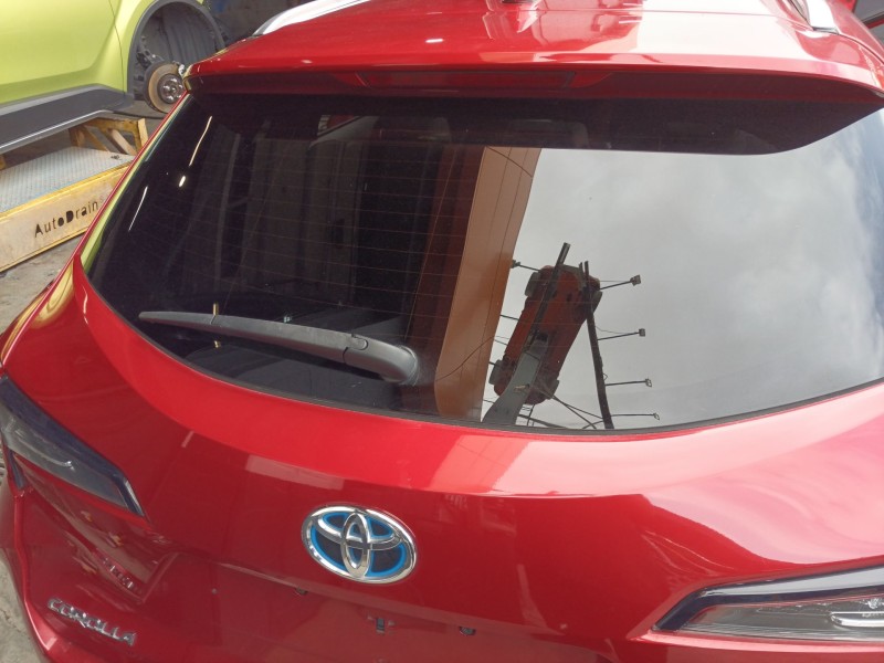 Recambio de brazo limpia trasero para toyota corolla station wagon (_e21_) 2.0 hybrid (mzeh12) referencia OEM IAM   