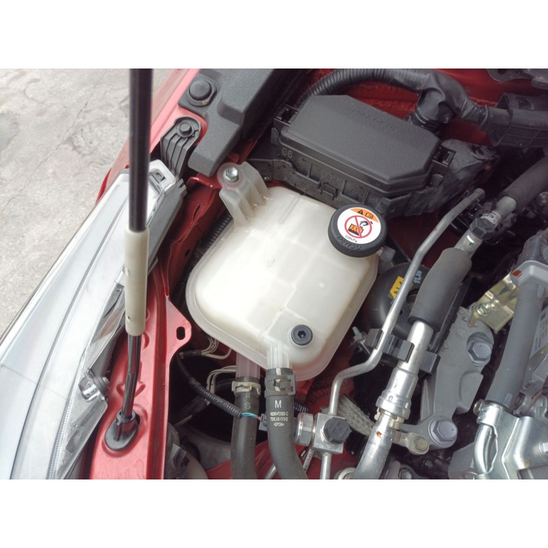 Recambio de deposito expansion para toyota corolla station wagon (_e21_) 2.0 hybrid (mzeh12) referencia OEM IAM   