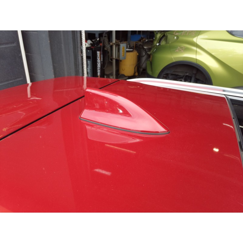 Recambio de antena para toyota corolla station wagon (_e21_) 2.0 hybrid (mzeh12) referencia OEM IAM   