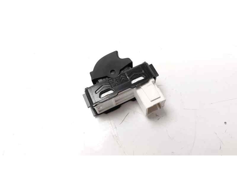 Recambio de mando elevalunas delantero derecho para peugeot 308 access referencia OEM IAM 967622927ZD  