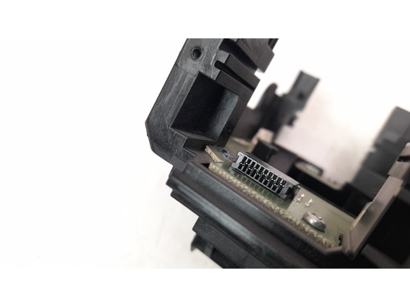 Recambio de modulo electronico para ford focus lim. (cb8) edition referencia OEM IAM BV6T13N064AJ  