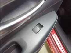 Recambio de mando elevalunas trasero izquierdo para toyota corolla station wagon (_e21_) 2.0 hybrid (mzeh12) referencia OEM IAM  2