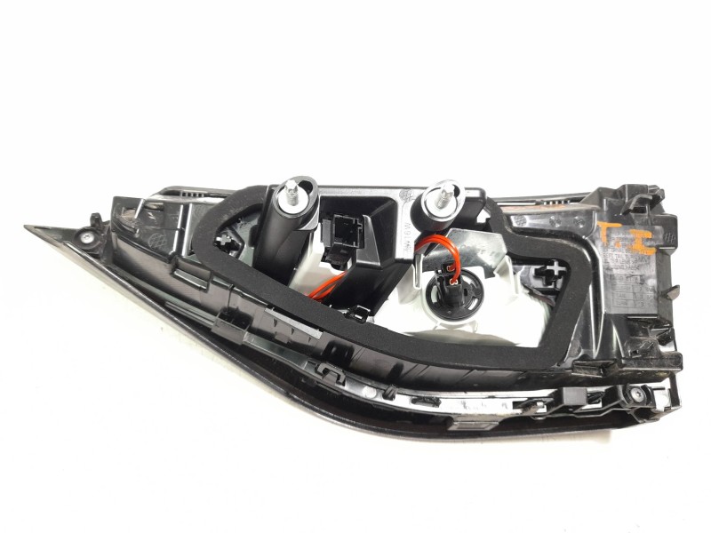 Recambio de piloto trasero izquierdo interior para ds ds 3 / ds 3 crossback (ur_, uc_, uj_) 1.2 puretech 130 referencia OEM IAM 