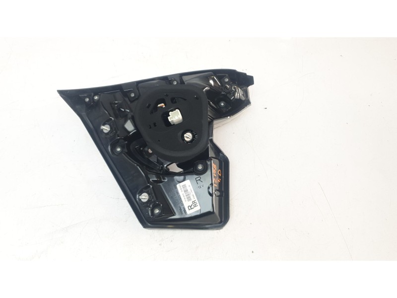 Recambio de piloto trasero derecho interior para toyota c-hr (_x1_) 1.8 hybrid (zyx10_, zyx11_) referencia OEM IAM 81580F4021  