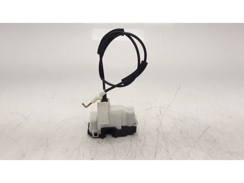 Recambio de cerradura puerta delantera izquierda para fiat nuova 500 (150) 1.2 cat referencia OEM IAM 52191863  