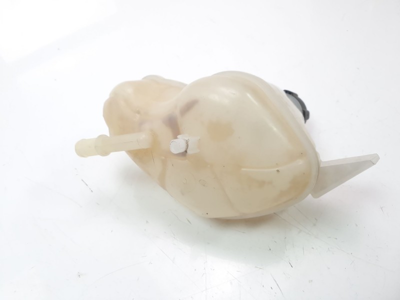 Recambio de deposito expansion para renault kadjar 1.5 dci diesel fap energy referencia OEM IAM 460914EH0A  