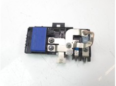 Recambio de caja reles / fusibles para mercedes-benz clase gla (w156) gla 200 cdi (156.908) referencia OEM IAM A0035422319   2