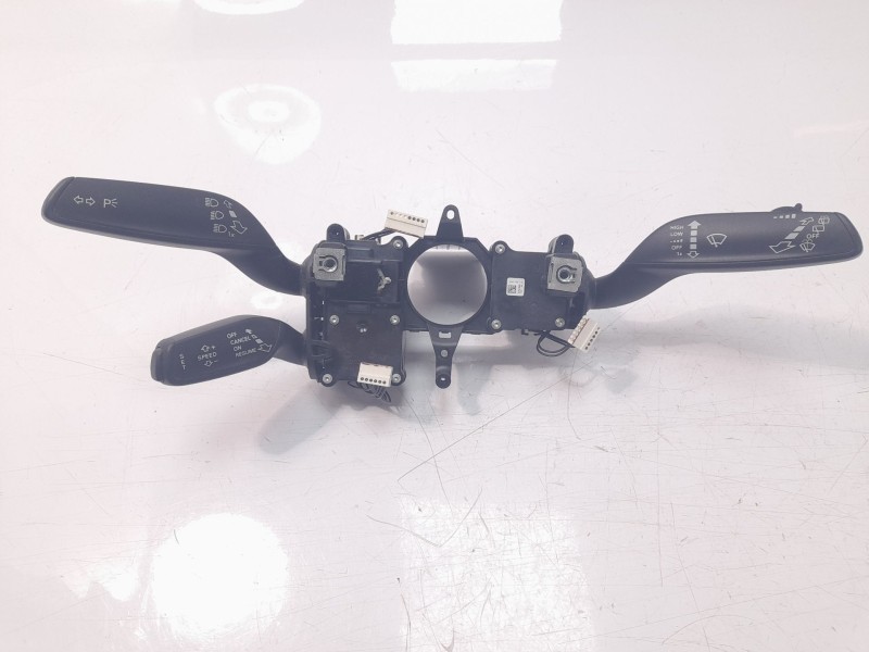 Recambio de mando multifuncion para audi q3 (8ug) attraction quattro referencia OEM IAM 8X0953501D  