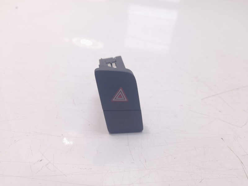 Recambio de warning para audi q3 (8ug) attraction quattro referencia OEM IAM 8U1941509  