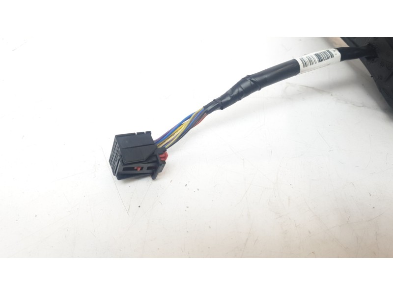 Recambio de retrovisor derecho para volkswagen polo vi (aw1, bz1, ae1) 1.0 tsi referencia OEM IAM 2G1857508F  