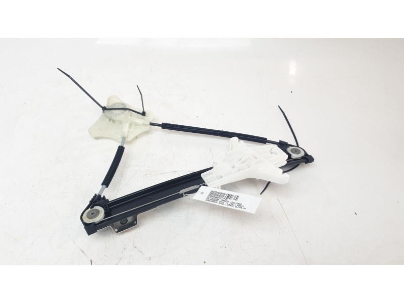 Recambio de elevalunas trasero izquierdo para volkswagen polo vi (ae1) basis referencia OEM IAM 2G6839461D  