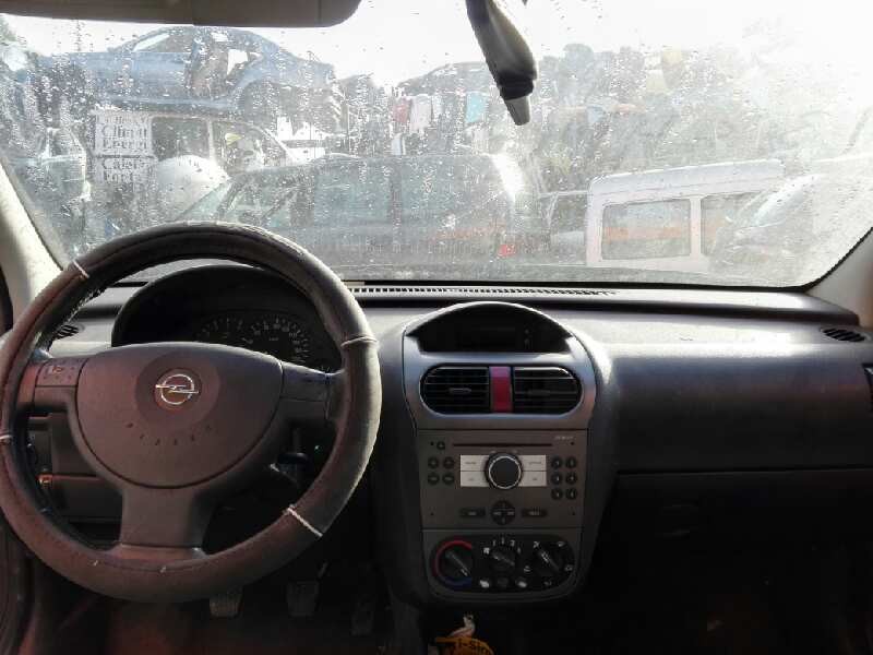 opel corsa c del año 2005