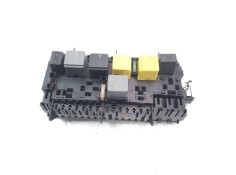 CAJA RELES / FUSIBLES A2469067100 A2469067100 