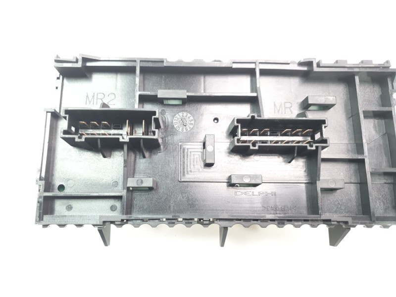 Recambio de caja reles / fusibles para mercedes-benz clase gla (w156) gla 200 cdi (156.908) referencia OEM IAM A2469067100  