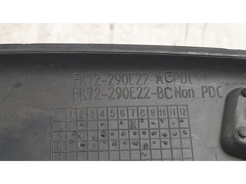 Recambio de aletin trasero derecho para land rover discovery sport pure referencia OEM IAM FK72290E22  