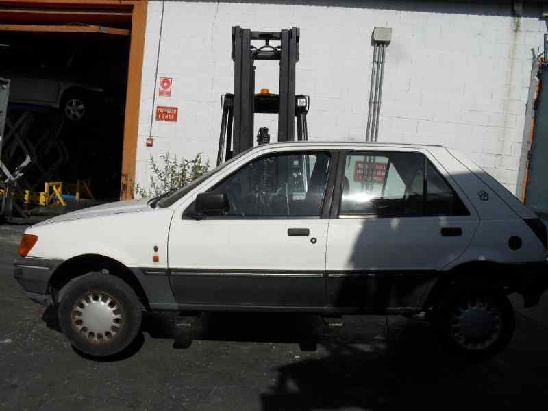 ford fiesta berl./courier del año 1990