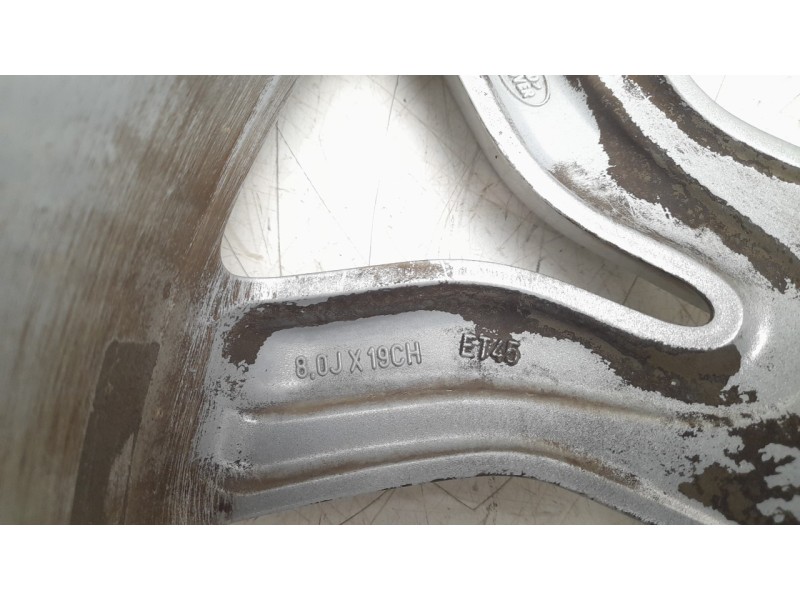 Recambio de llanta para land rover discovery sport (l550) 2.2 d 4x4 referencia OEM IAM FK721007EB  