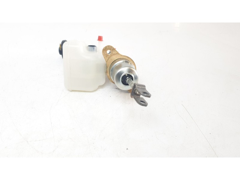 Recambio de bomba freno para lexus xe2 is300h referencia OEM IAM 4720130840  