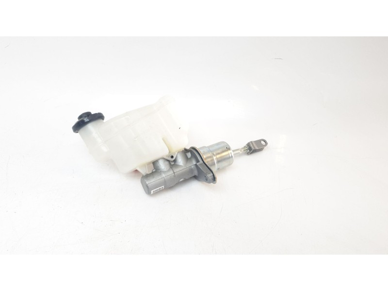 Recambio de bomba freno para lexus xe2 is300h referencia OEM IAM 4720130840  