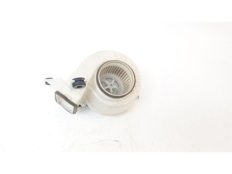 Recambio de ventilador calefaccion para lexus xe2 is300h referencia OEM IAM G923053010 1173005829 