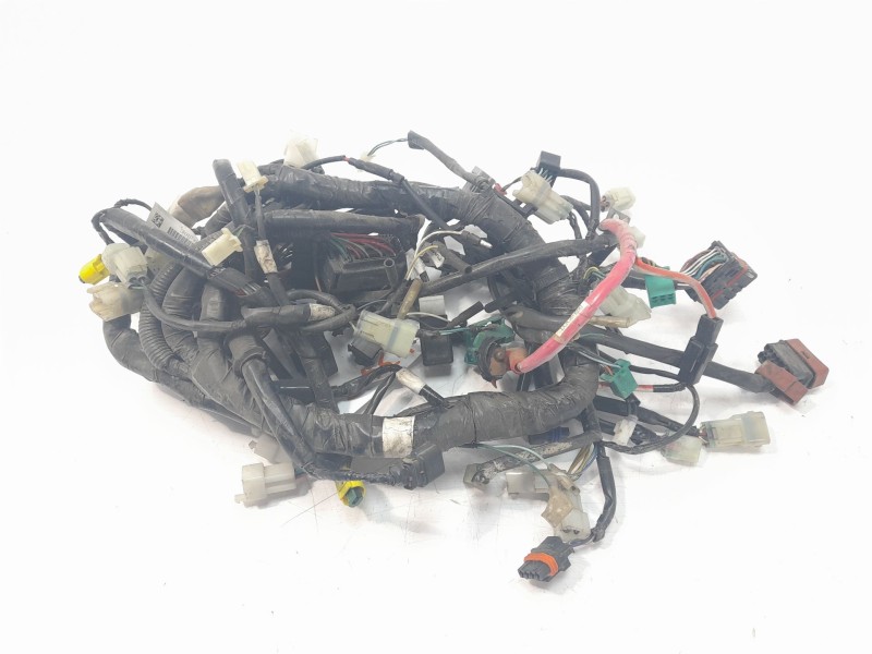 Recambio de cableado electrico para kymco ak550 referencia OEM IAM 32100AKB8E01  