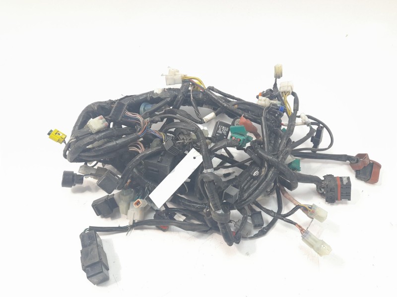 Recambio de cableado electrico para kymco ak550 referencia OEM IAM 32100AKB8E01  