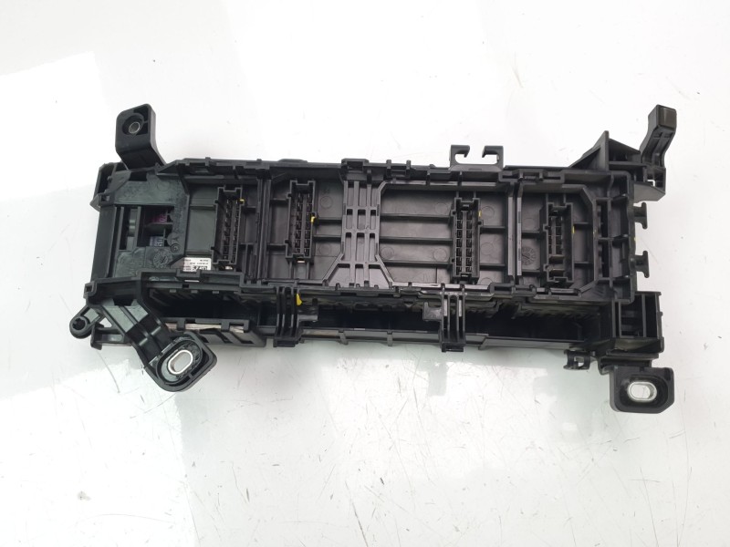 Recambio de caja reles / fusibles para mercedes-benz clase gla (w156) gla 200 cdi (156.908) referencia OEM IAM A2465400040  