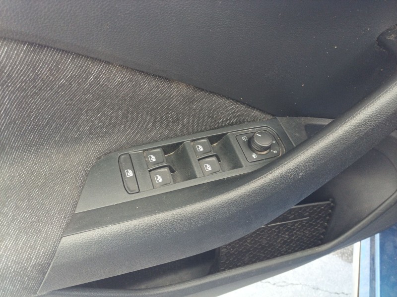 Recambio de mando elevalunas delantero izquierdo para skoda kamiq (nw4) 1.5 tsi referencia OEM IAM   