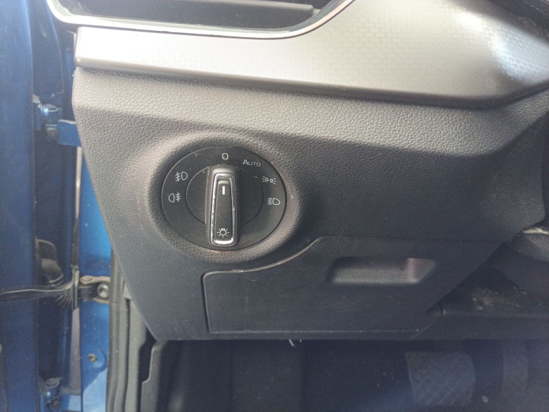Recambio de mando luces para skoda kamiq (nw4) 1.5 tsi referencia OEM IAM   