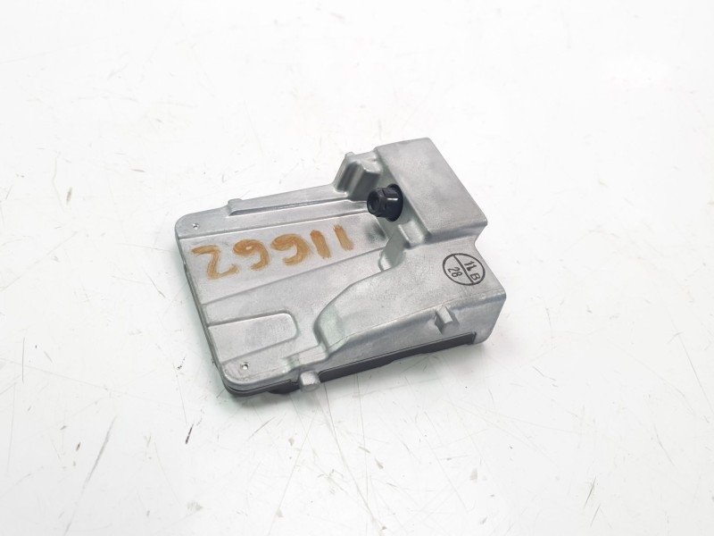 Recambio de camara vision frontal para toyota rav4 referencia OEM IAM 8646042030  