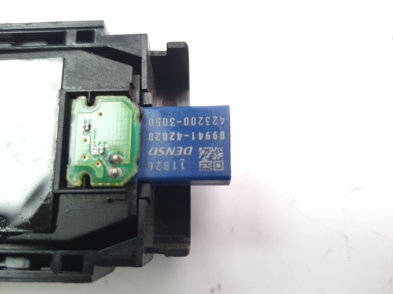 Recambio de sensor lluvia / luz para toyota rav4 referencia OEM IAM 8994142020  